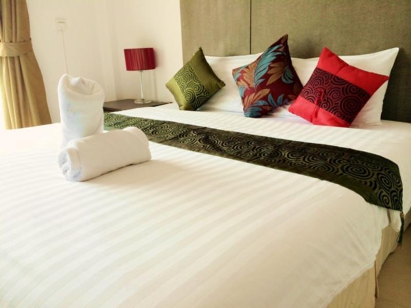 Bgw Phuket Hostel Patong Εξωτερικό φωτογραφία