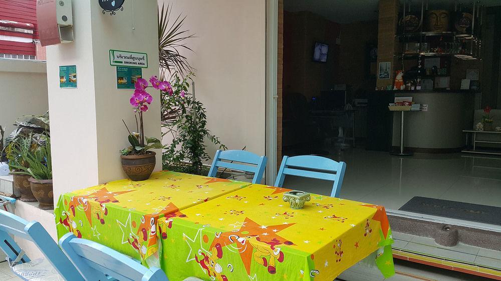 Bgw Phuket Hostel Patong Εξωτερικό φωτογραφία