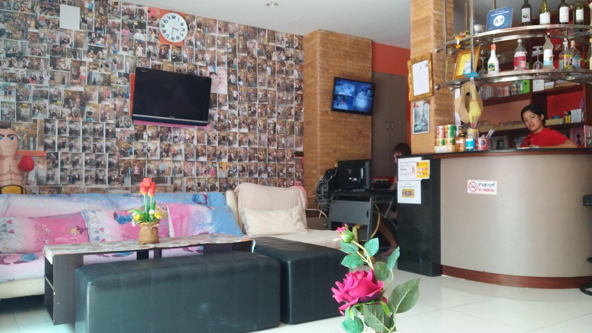 Bgw Phuket Hostel Patong Εξωτερικό φωτογραφία