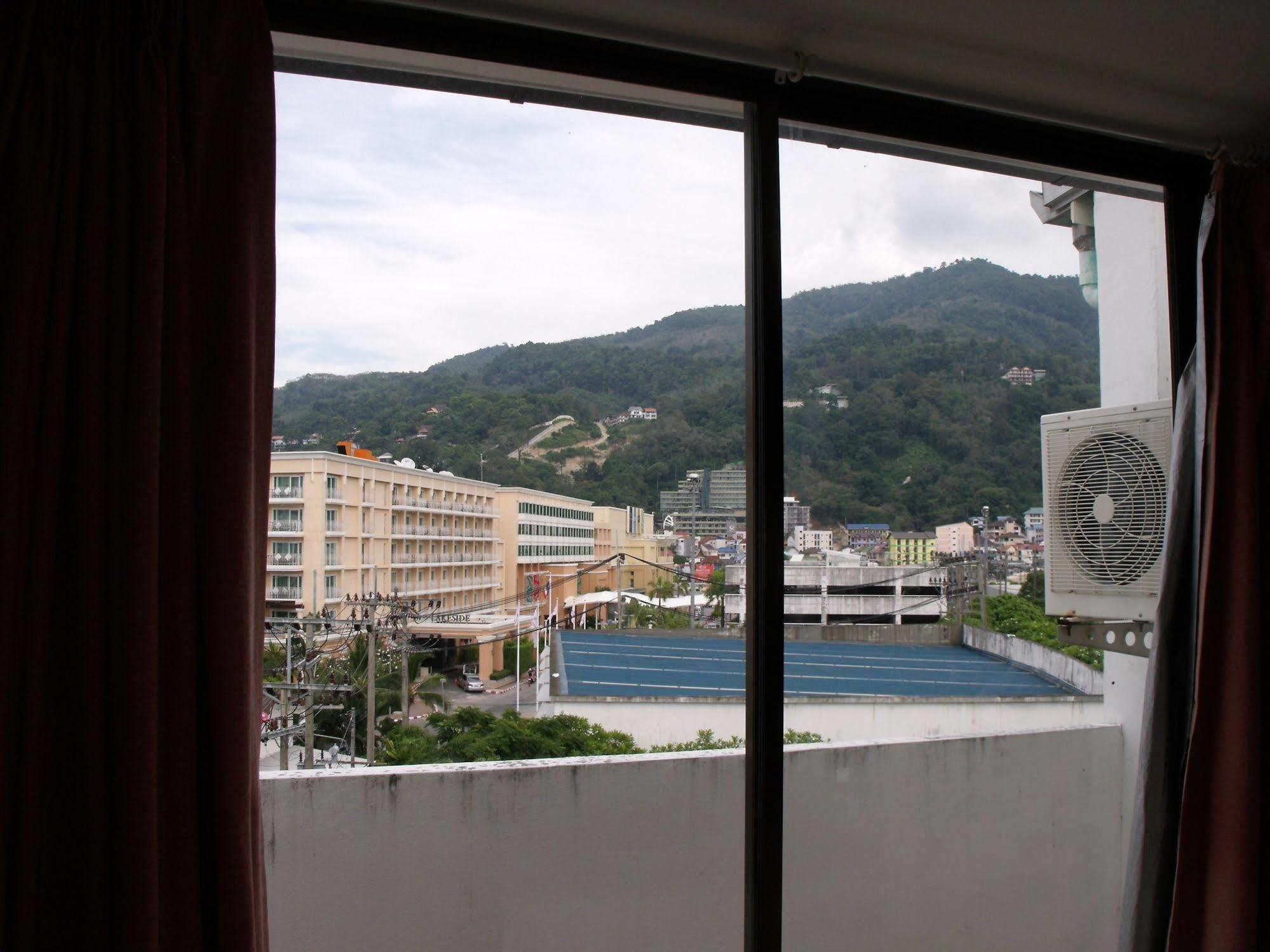 Bgw Phuket Hostel Patong Εξωτερικό φωτογραφία